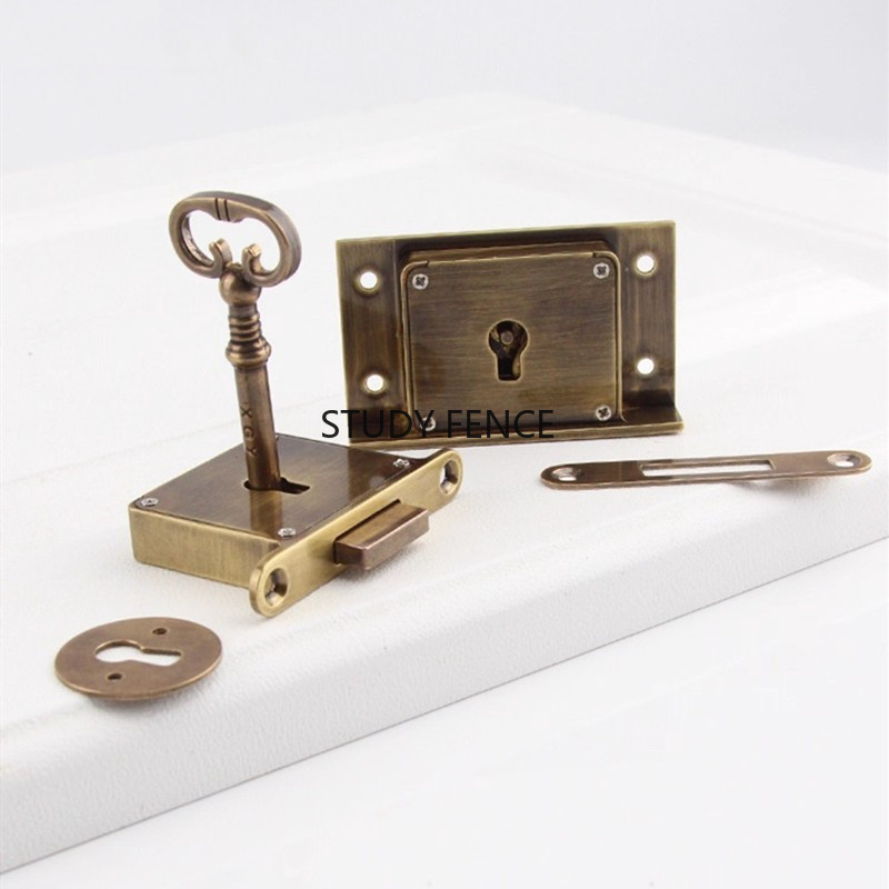1PC Antique Metal Drawer Lock  – Furniture Hardware Brass recenzja i cena